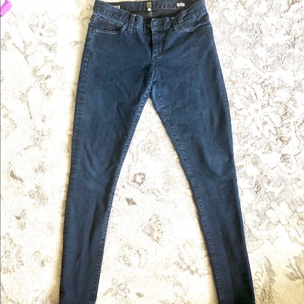 Sutter’s dark wash skinny jeans